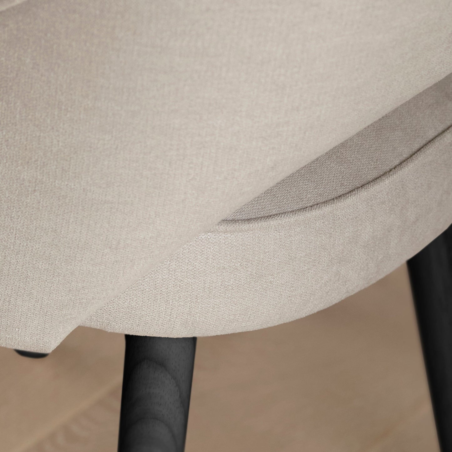 dining chairs beige